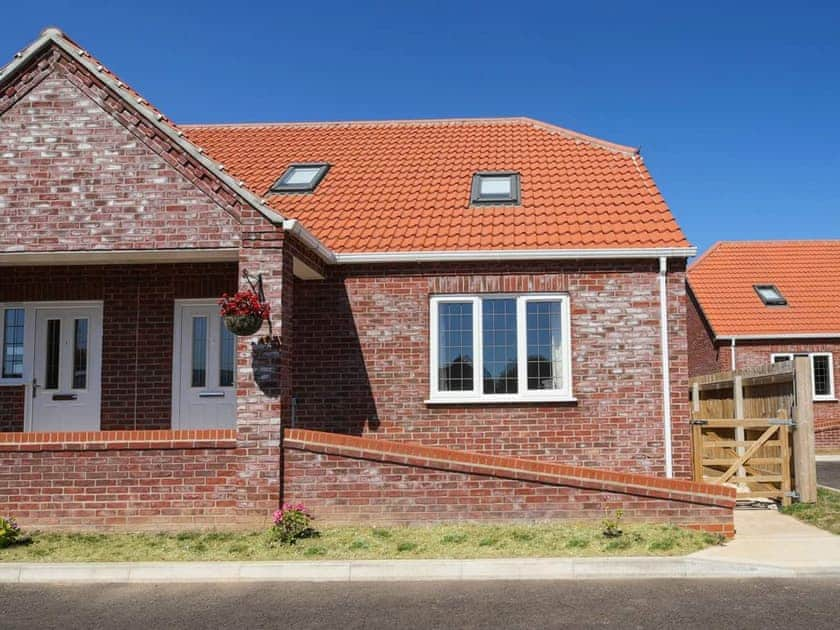 Exterior | 2 Dawson Park - Dawson Holiday Homes, Mablethorpe