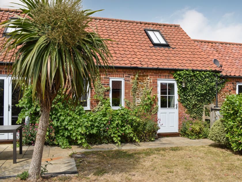 Exterior | The Old Paybarn - Park Farm Barns, Snettisham