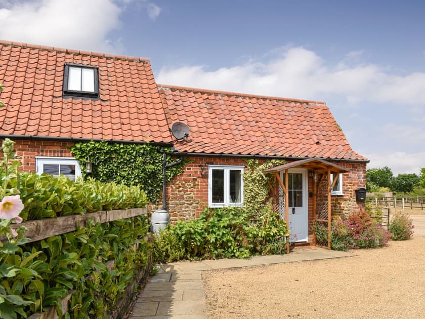 Exterior | The Old Paybarn - Park Farm Barns, Snettisham