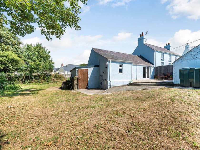 Garden | Studio Cottage, Treffynnon