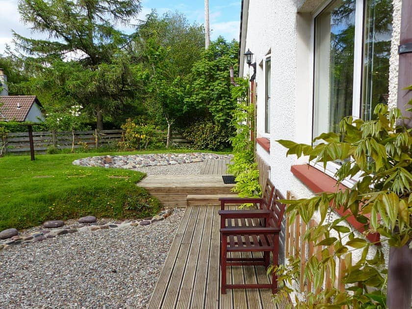 Garden | Bo Nan Taigh Cottage, Aberfoyle