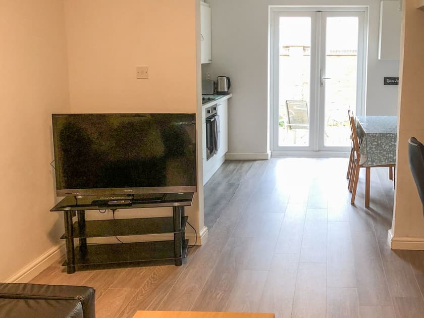 Living area | River Lodge, Canary Wharf, Greenwich