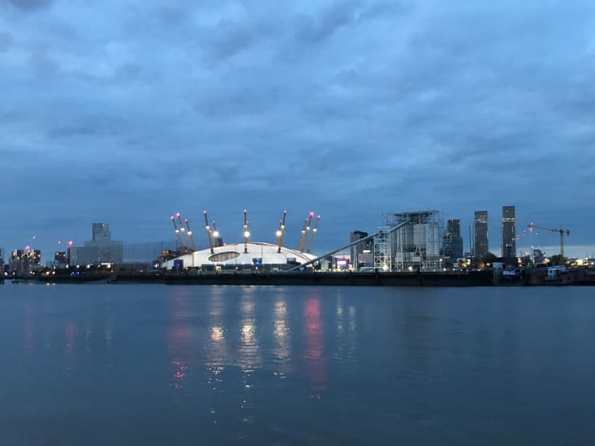Surrounding area | River Lodge, Canary Wharf, Greenwich