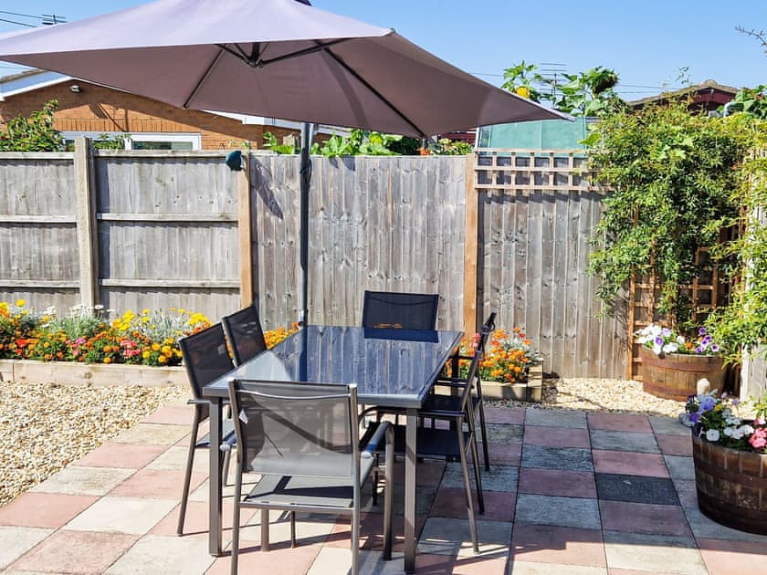 Sitting-out-area | Saltwater Retreat, Anderby Creek, near Skegness