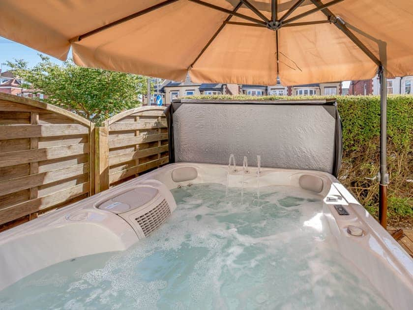 Hot tub | Tapestry House, Bridlington