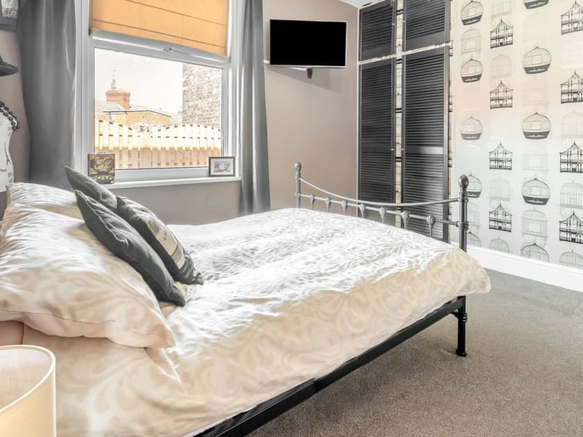 Double bedroom | Tapestry House, Bridlington