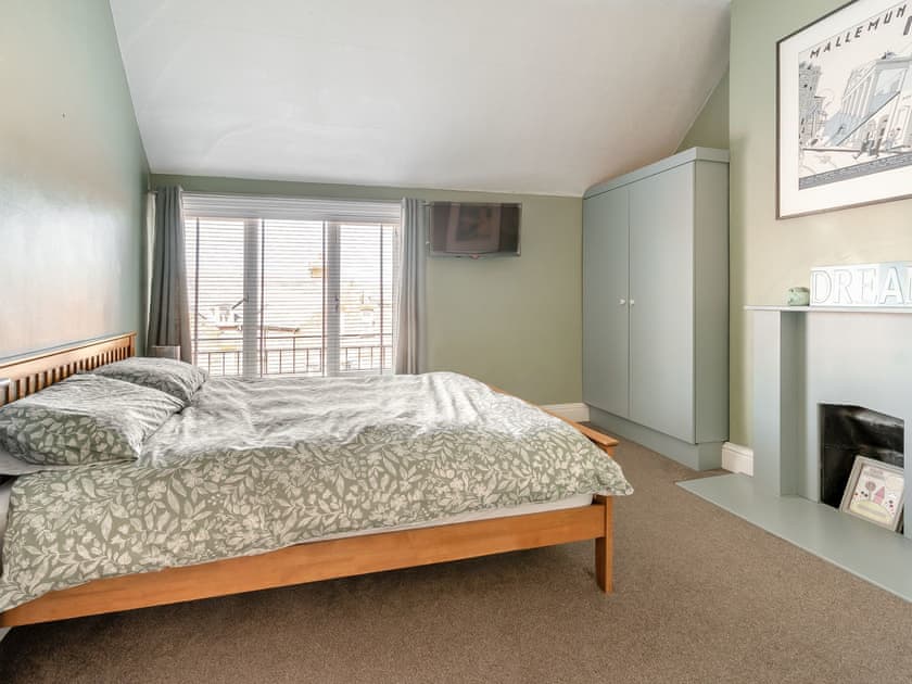 Double bedroom | Tapestry House, Bridlington