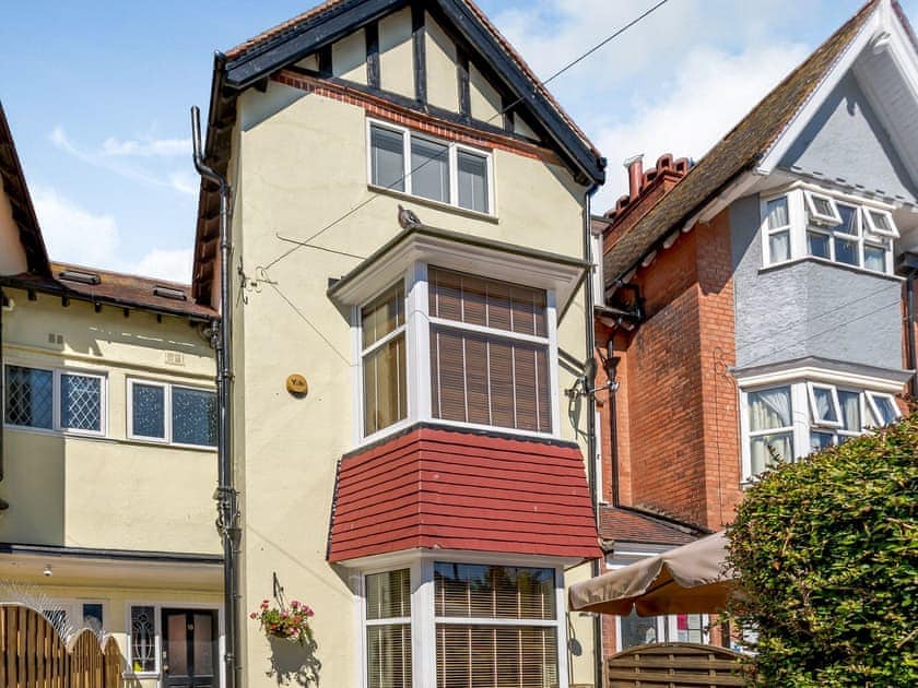 Exterior | Tapestry House, Bridlington
