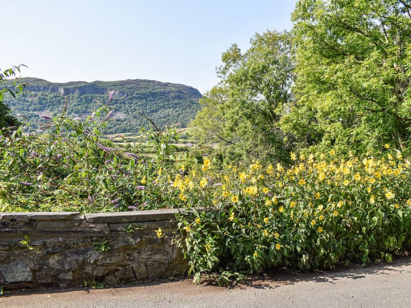 View | Sunnyside Cottage, Tremadog, near Porthmadog