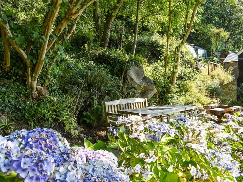 Garden | Sunnyside Cottage, Tremadog, near Porthmadog