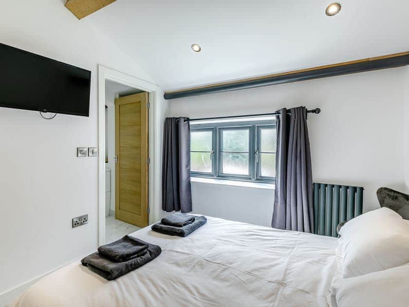 Double bedroom | Howell Hall Barn, Howell