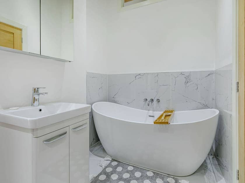 En-suite | Howell Hall Barn, Howell