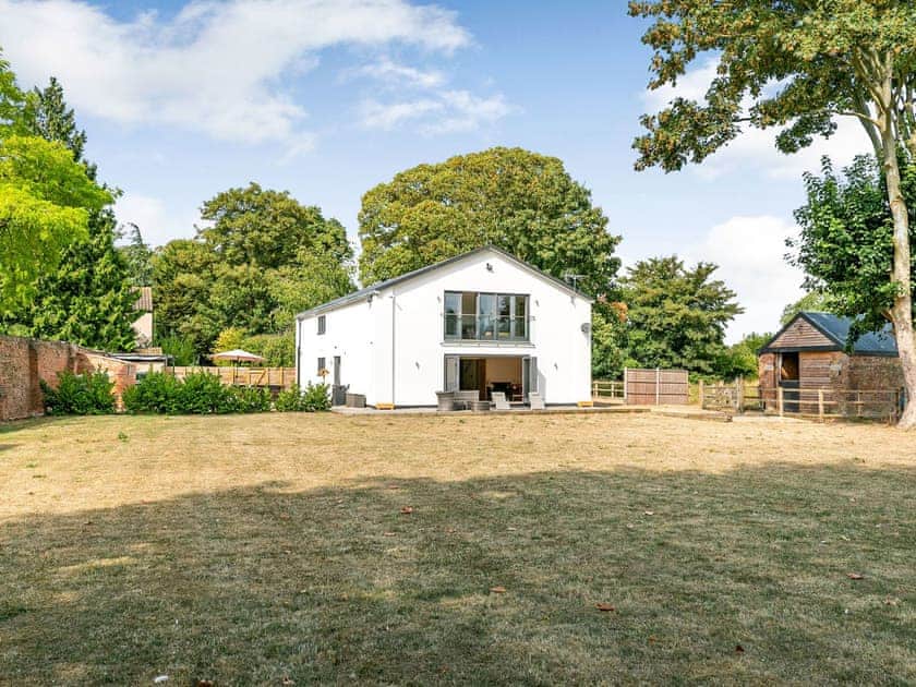 Garden | Howell Hall Barn, Howell