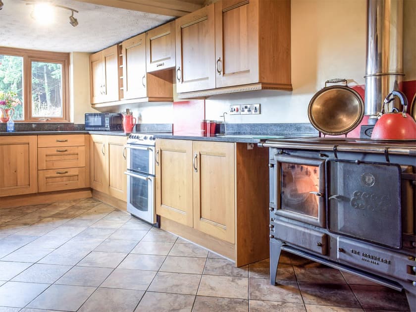 Kitchen | Upper Gwerneirin, Llandinam, near Llanidloes