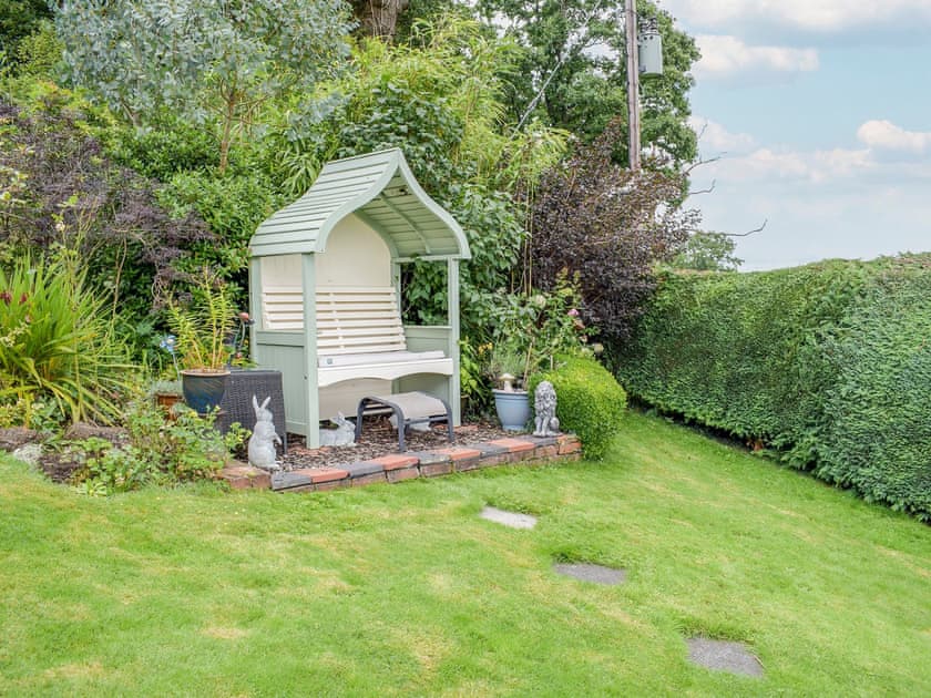 Garden | Upper Gwerneirin, Llandinam, near Llanidloes