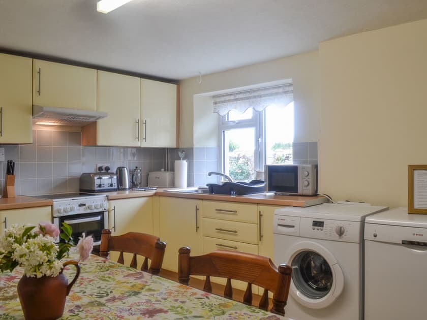 Kitchen/diner | East Monkton Farm Cottage, Broughton, near Cowbridge
