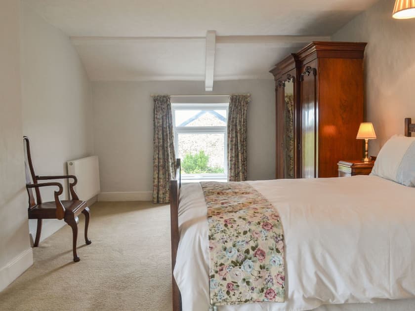 Double bedroom | East Monkton Farm Cottage, Broughton, near Cowbridge