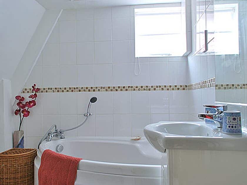 Bathroom | Crown Cottage, Hartest, near Lavenham