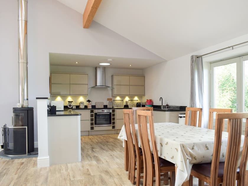 Convenient dining area | Lovells Barn, Welland, near Malvern
