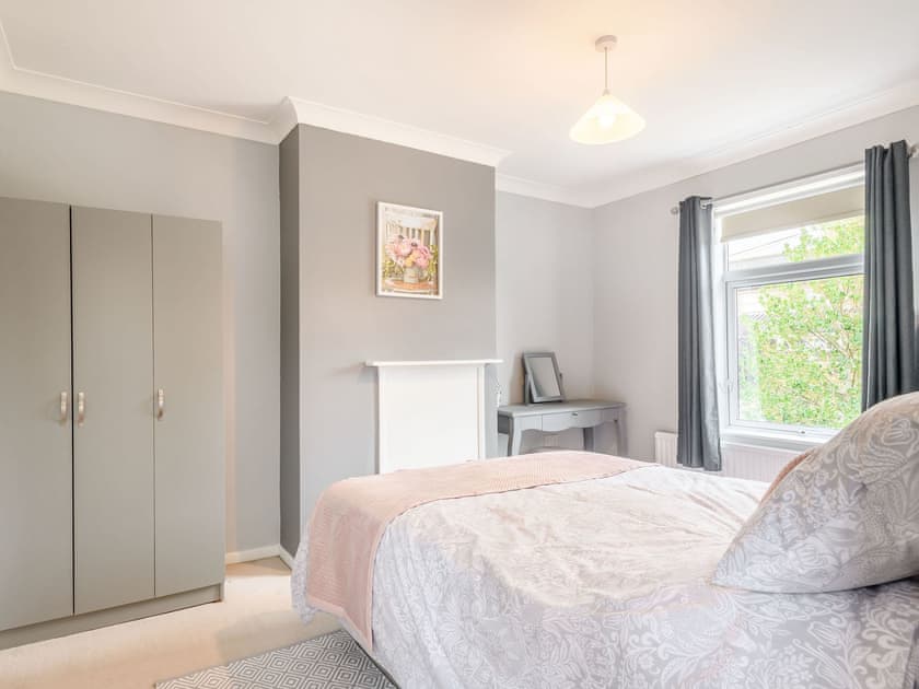 Double bedroom | Manager’s Cottage, Loddon