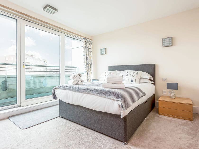 Double bedroom | Steep Holm, Poole