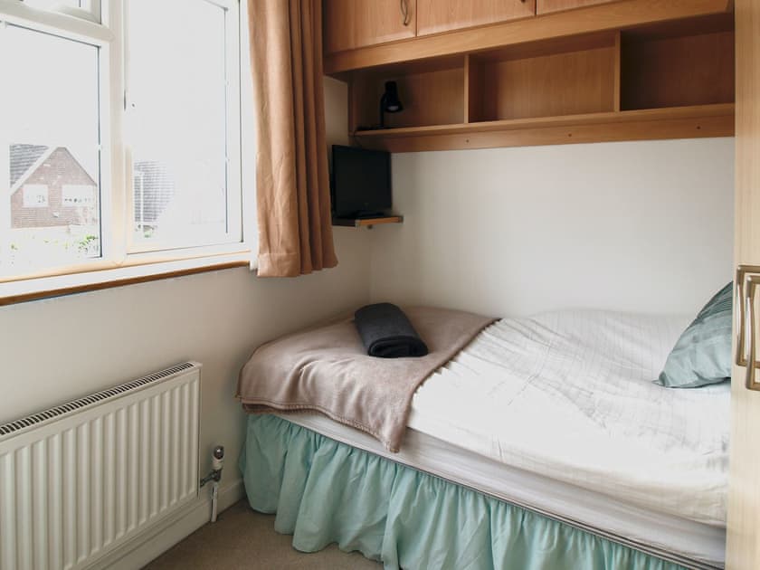 Single bedroom | LoveKush, Banstead