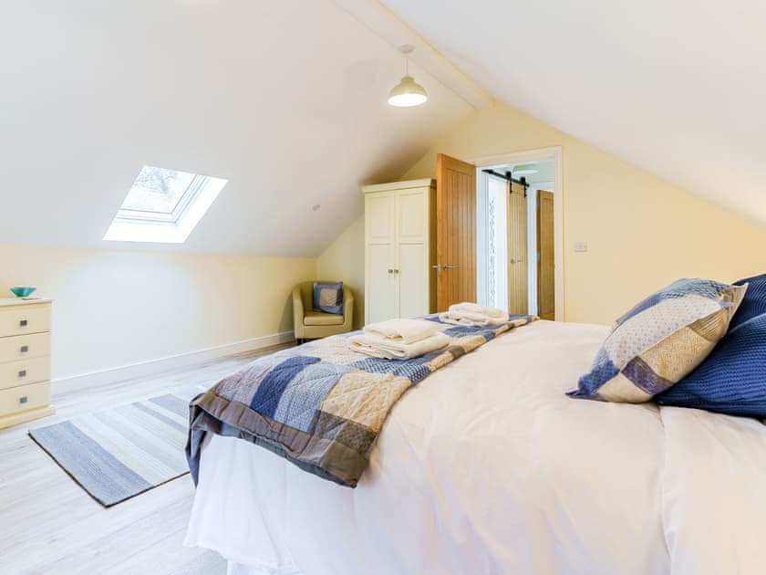 Double bedroom | Ty Draenog - Llwynwermod Cottages, Maen-y-groes, near New Quay