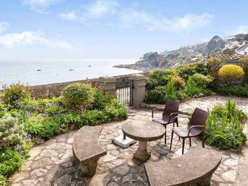 Front garden looking towards St Mawes Castle | Tavern House, St Mawes