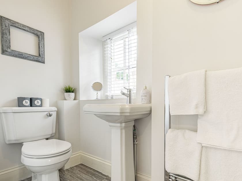 Shower room | The Folly - Halliday’s Cottages, Greetham, Oakham