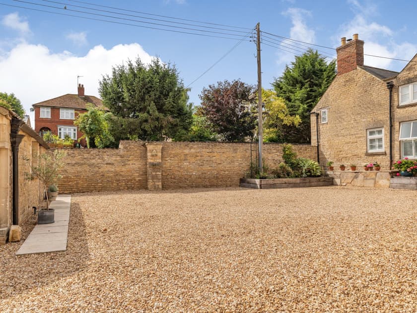 Garden and grounds | The Cottage - Halliday’s Cottages, Greetham, Oakham