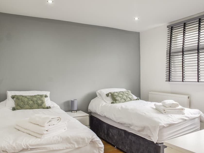 Triple bedroom | Highfield Bungalow, Twyn