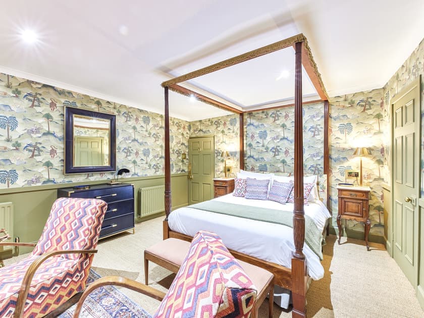 Four Poster bedroom | River View, Berwick-upon-Tweed