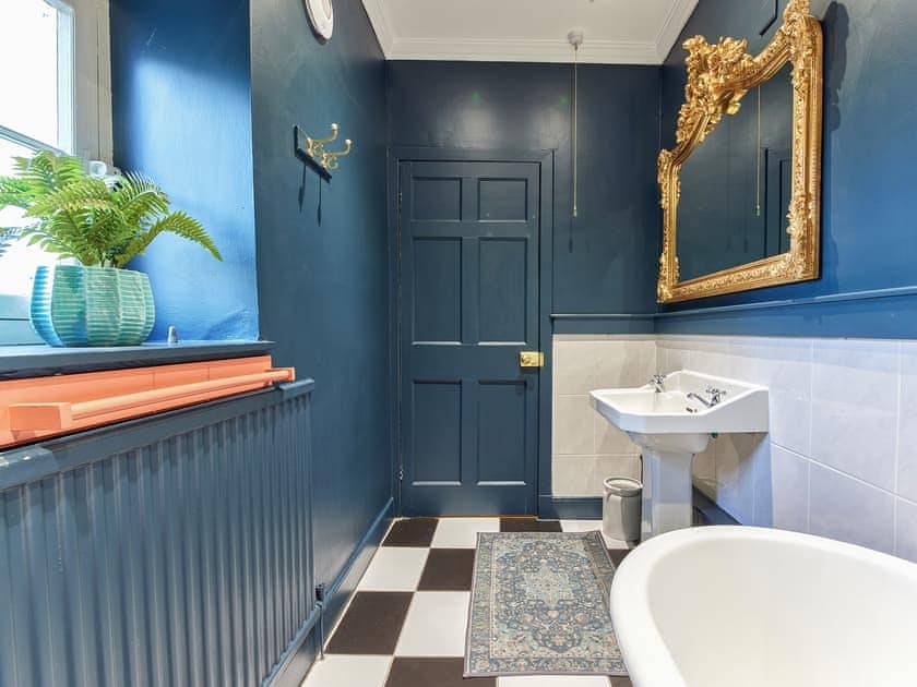 Bathroom | River View, Berwick-upon-Tweed