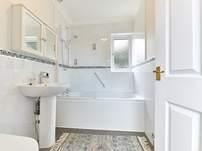 Bathroom | Xanadu, Beadnell