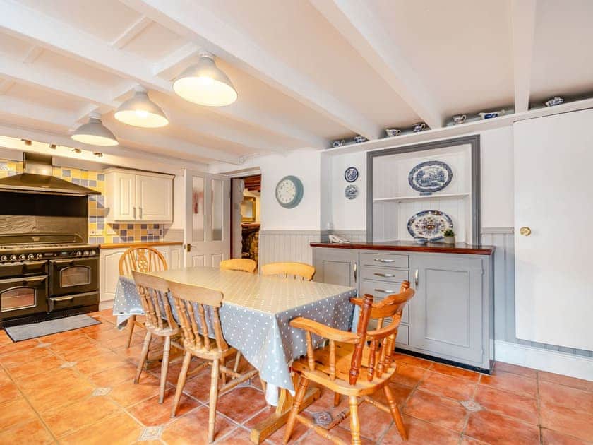 Kitchen/diner | Y Gwesty Bach Cottages- Y Gwesty Bach - Y Gwesty Bach Cottages, Castle Morris, near Fishguard