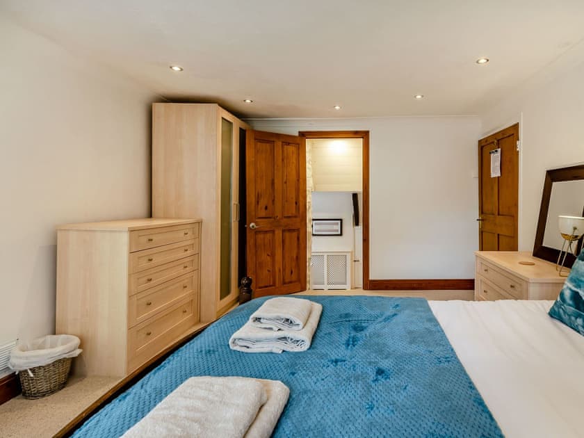 Double bedroom | Y Gwesty Bach Cottages- Y Gwesty Bach - Y Gwesty Bach Cottages, Castle Morris, near Fishguard