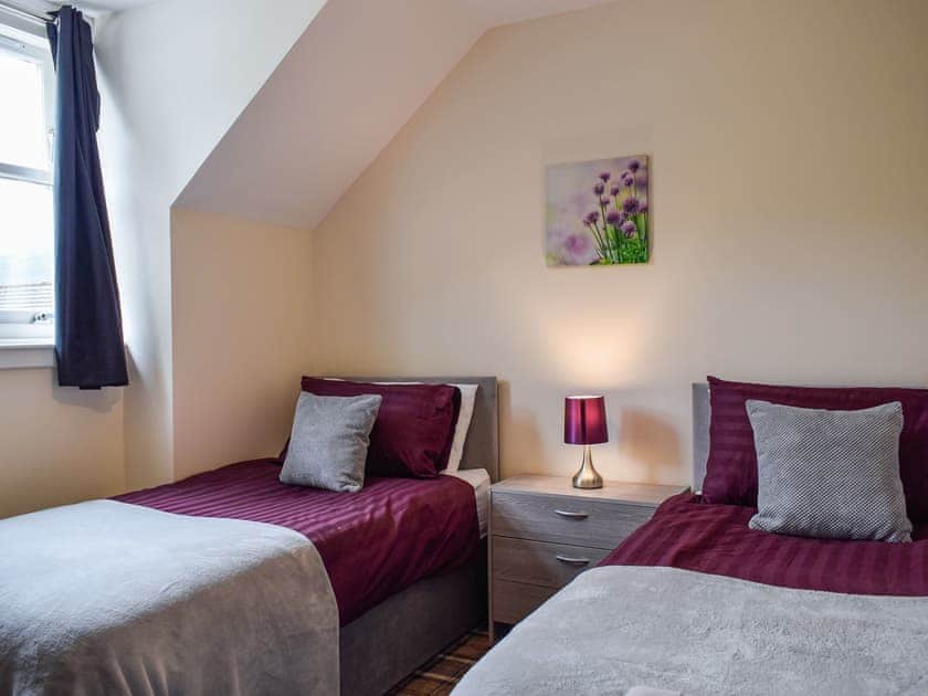 Twin bedroom | Beechwood, Arrochar