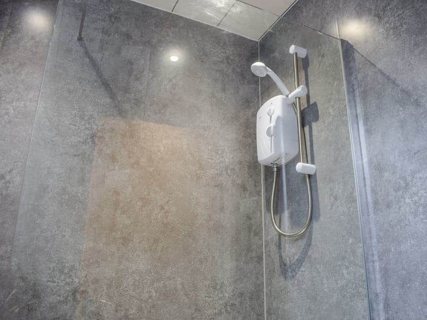Shower room | Beechwood, Arrochar