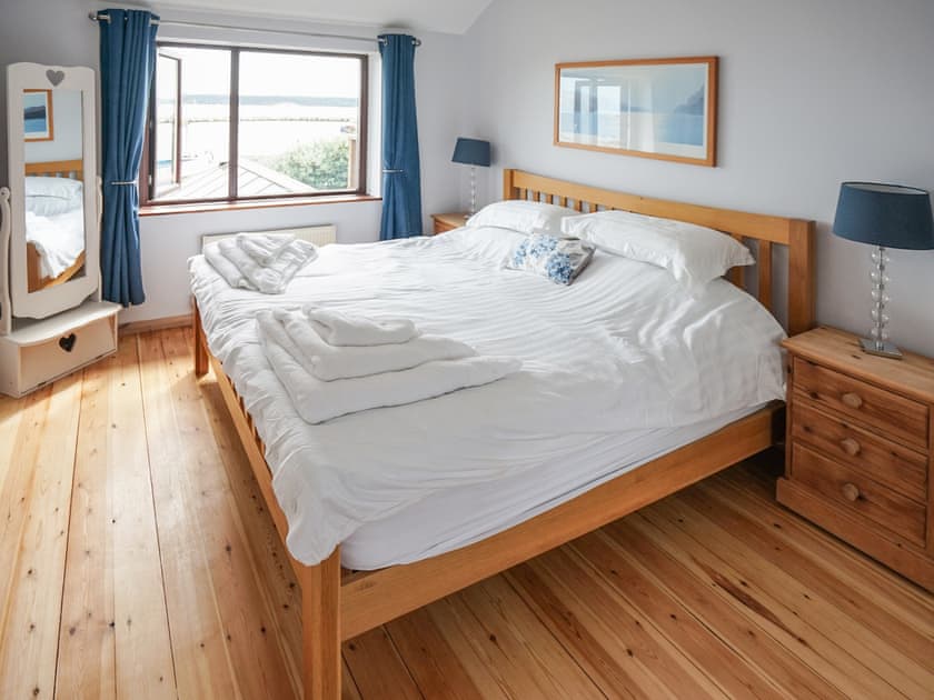 Main Double bedroom  | Sea Breeze at Fishermans Dock, Poole