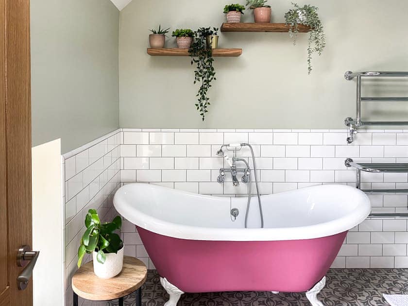 Bathroom | The Cart House, Duns