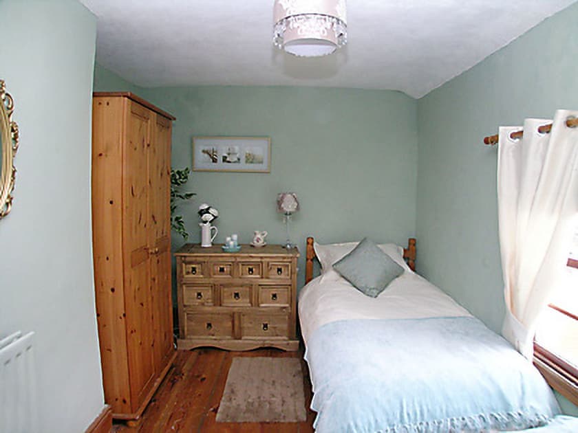 Single bedroom | Thistle-Doo Nicely, Staithes, near Whitby