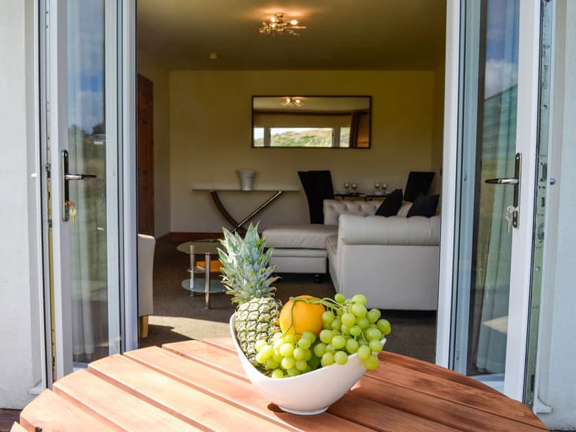 Sitting-out-area | Seaviews and Hot Tub at The Fairways - The Fairways, Portpatrick