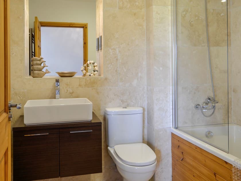 Bathroom | The Greenkeeper - The Fairways, Portpatrick