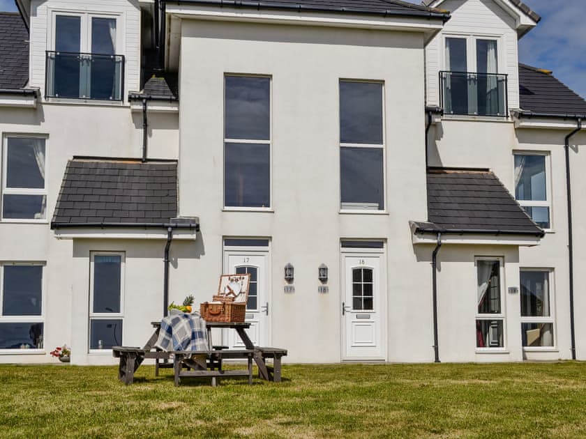 Exterior | The Greenkeeper - The Fairways, Portpatrick