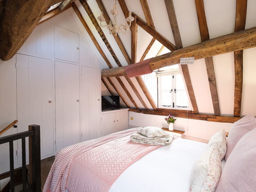 Double bedroom | Joes Cottage, Bridgnorth