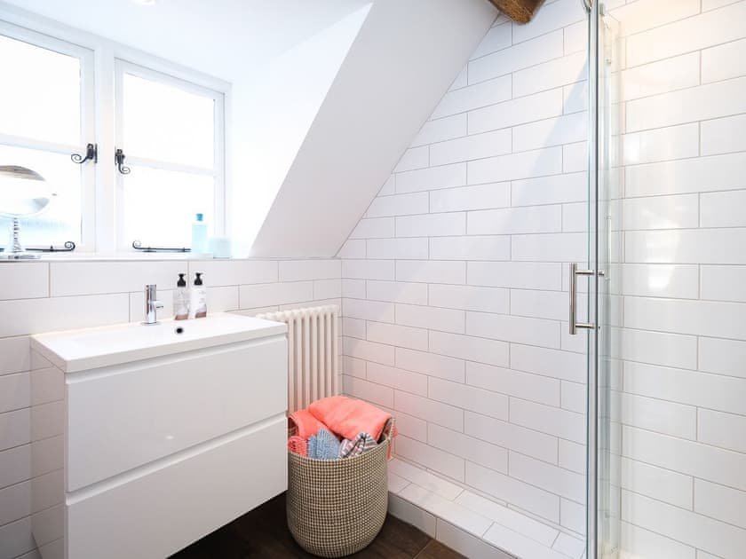 Shower room | Joes Cottage, Bridgnorth