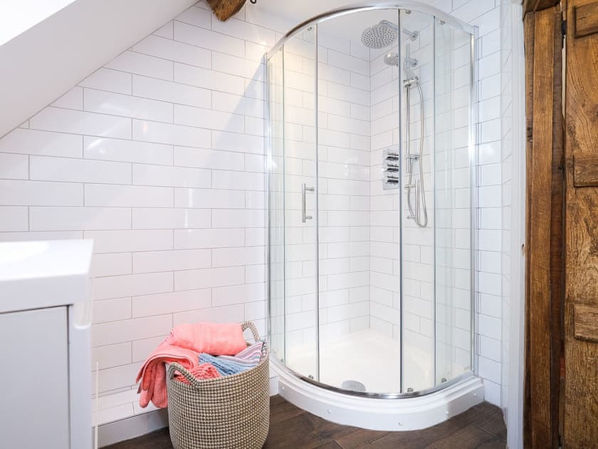Shower room | Joes Cottage, Bridgnorth