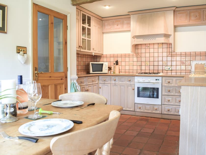Kitchen/diner | Holly Cottage, Telford