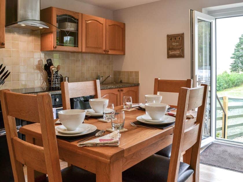 Dining Area | The Sheep Shed - East Yorkshire Cottages, Bridlington