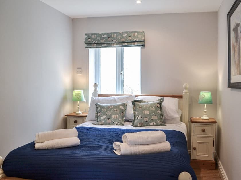 Double bedroom | The Sheep Shed - East Yorkshire Cottages, Bridlington